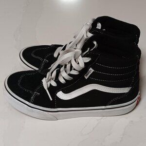 VANS Kids Hightop Sk8-Hi "Black Sneakers Size 4.0